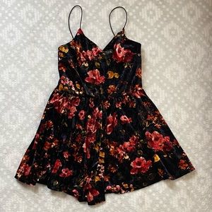 Black Strappy Romper with Flowers | S